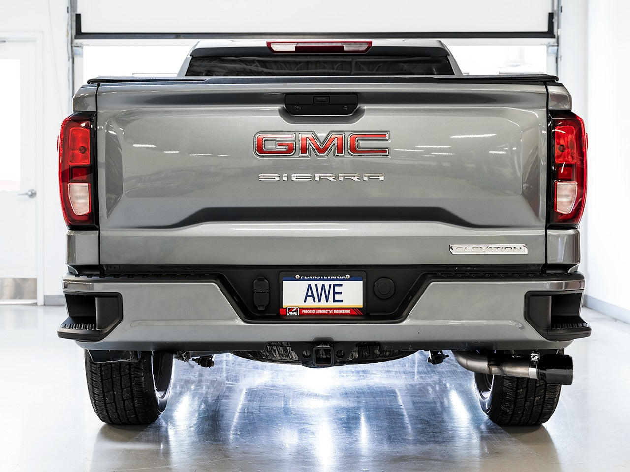 AWE Tuning 19-22 4th Gen GM 1500 5.3L 0FG Catback Dual Side Exit (Flat Bumper) - Diamond Black Tips 3015-23208