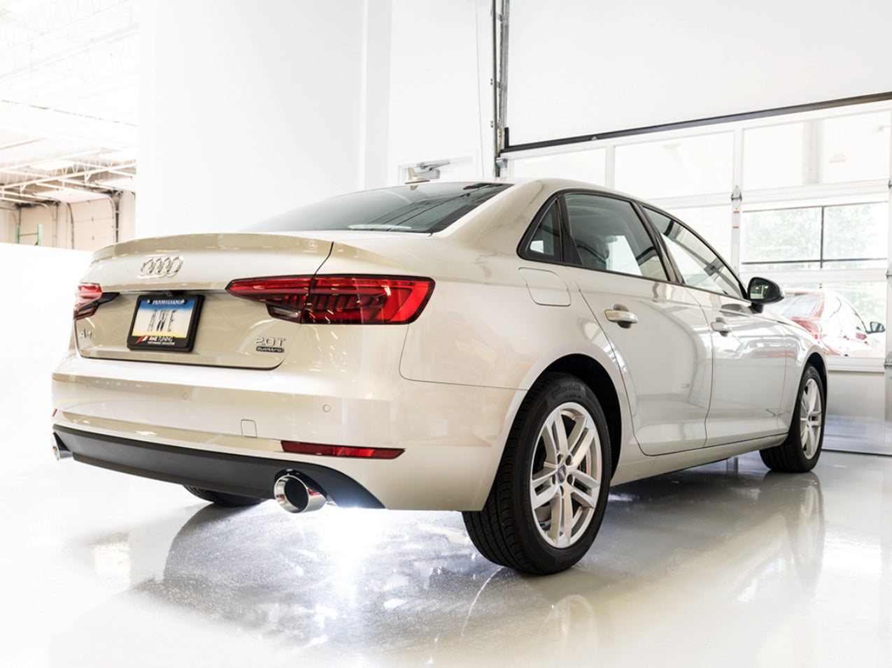AWE Tuning 17-18 Audi B9 A4 Track Edition Exhaust Dual Outlet - Chrome Silver Tips (Includes DP) 3020-32024