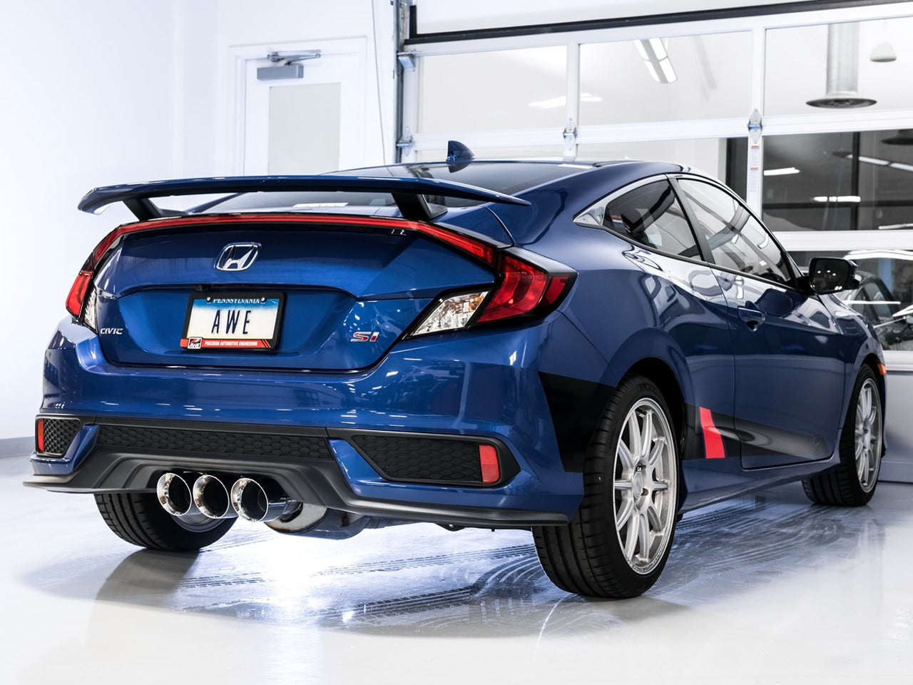 AWE Tuning 17-20 Honda Civic Si 1.5L Turbo Dual-to-Triple Tip Conversion Kit - Chrome Silver Tip 3810-52018