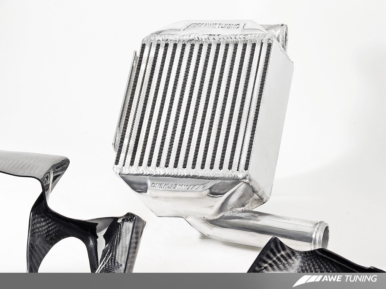 AWE Tuning Audi 2.7T Performance Intercooler Kit - w/Carbon Fiber Shrouds 4510-11040