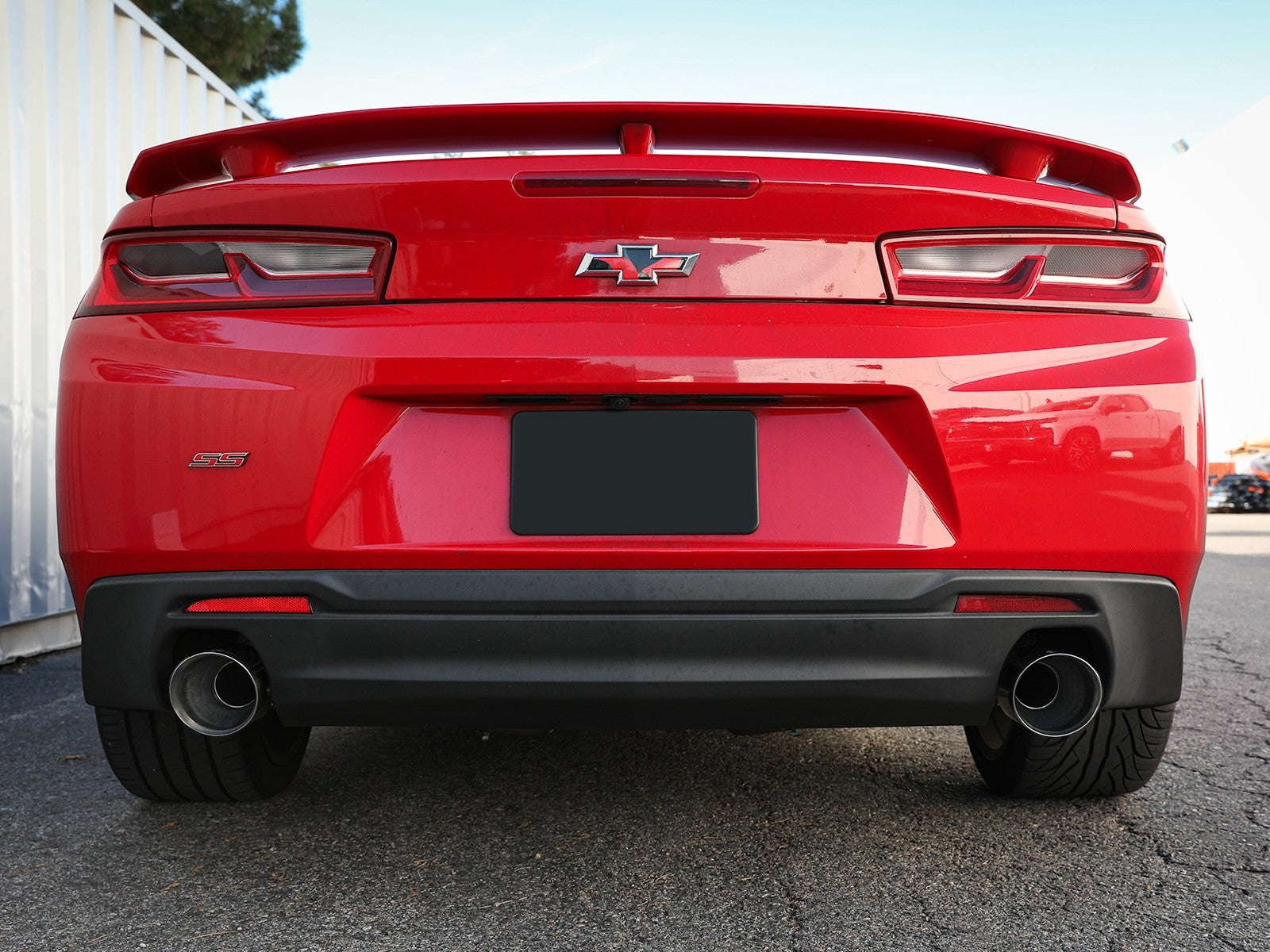 aFe POWER MACH Force-Xp 2.5in Axle-Back Exhaust System 16-22 Chevrolet Camaro SS V8 6.2L - Polished 49-44118-P