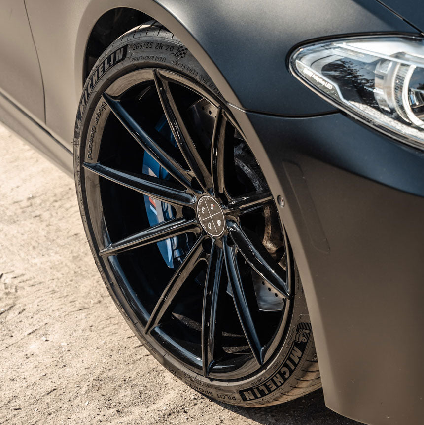 19x8.5 Blaque Diamond BD-11 Gloss Black 5x120 32mm