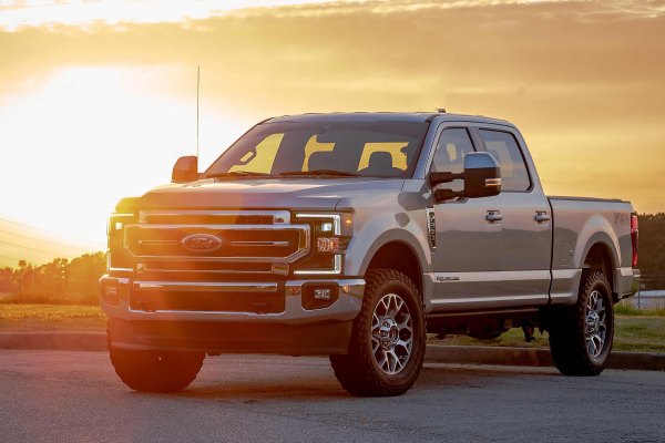 Morimoto XB Hybrid LED Headlights: Ford Super Duty (2020+) (Pair / ASM) LF556