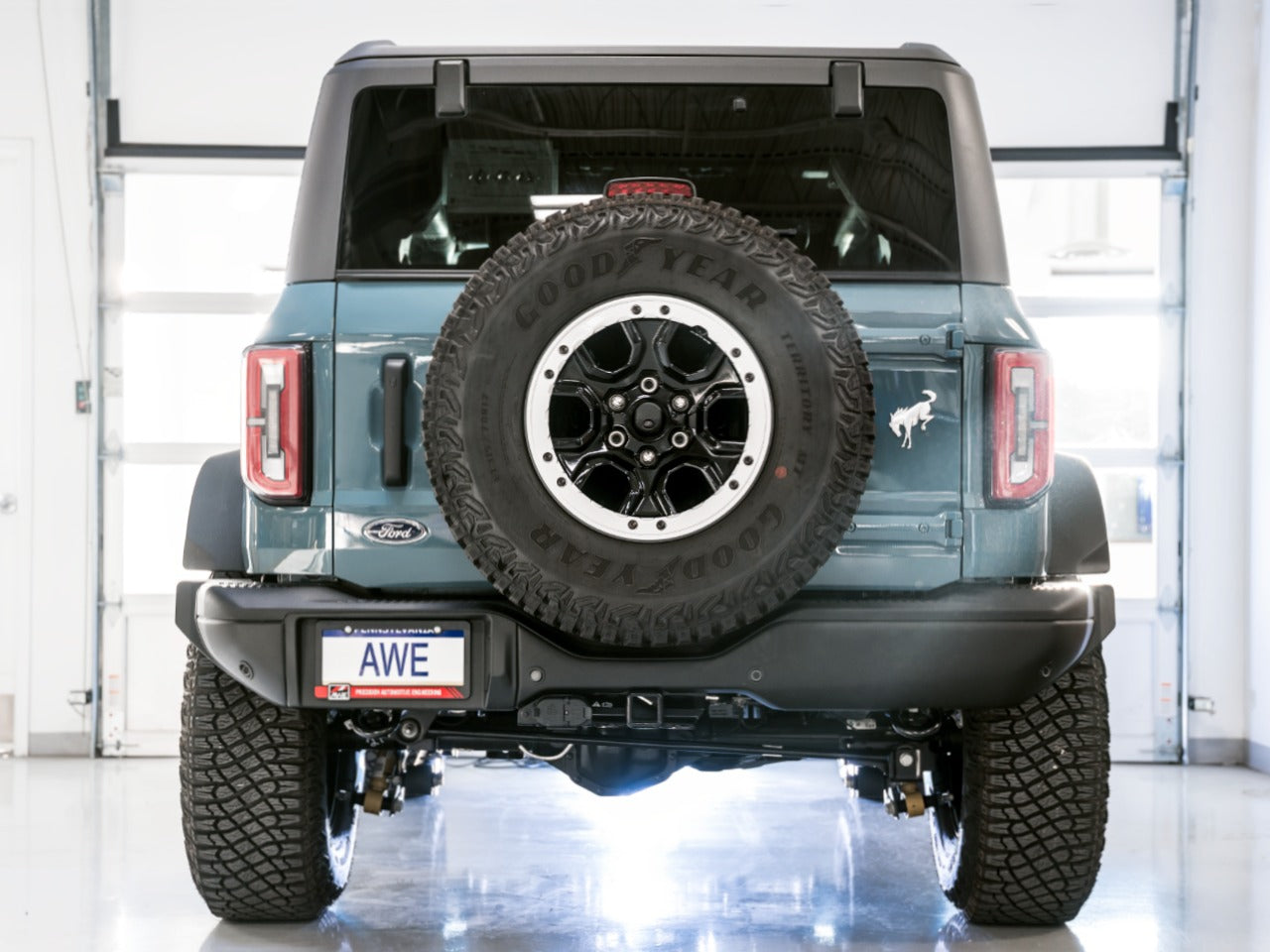 AWE Tuning 21-22 Ford Bronco 0FG Exhaust (No Tips) w/ Bash Guard 3015-21000
