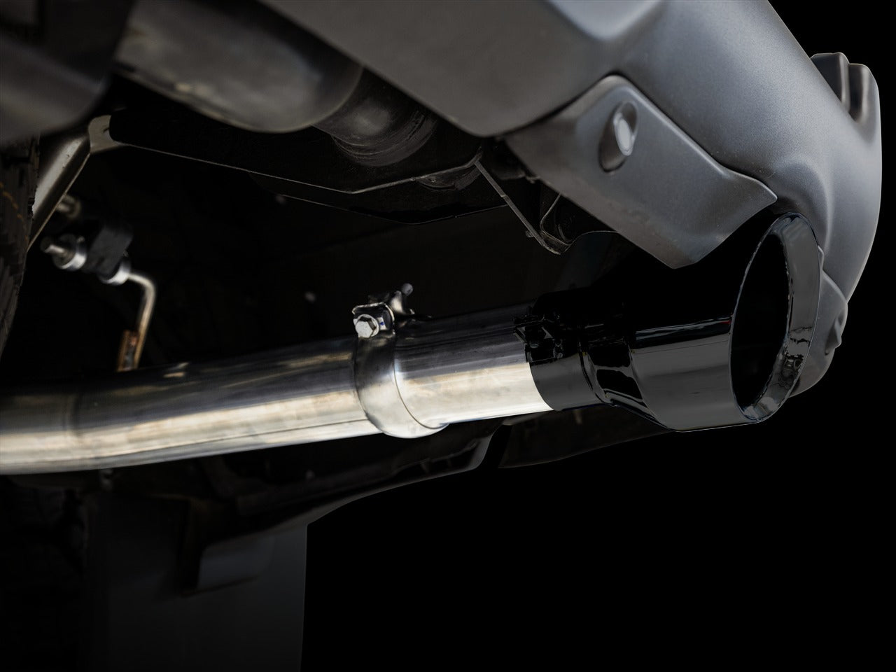 AWE Tuning 19-22 RAM 1500 5.7L (w/Cutouts) 0FG Dual Rear Exit Cat-Back Exhaust - Diamond Black Tips 3015-33006