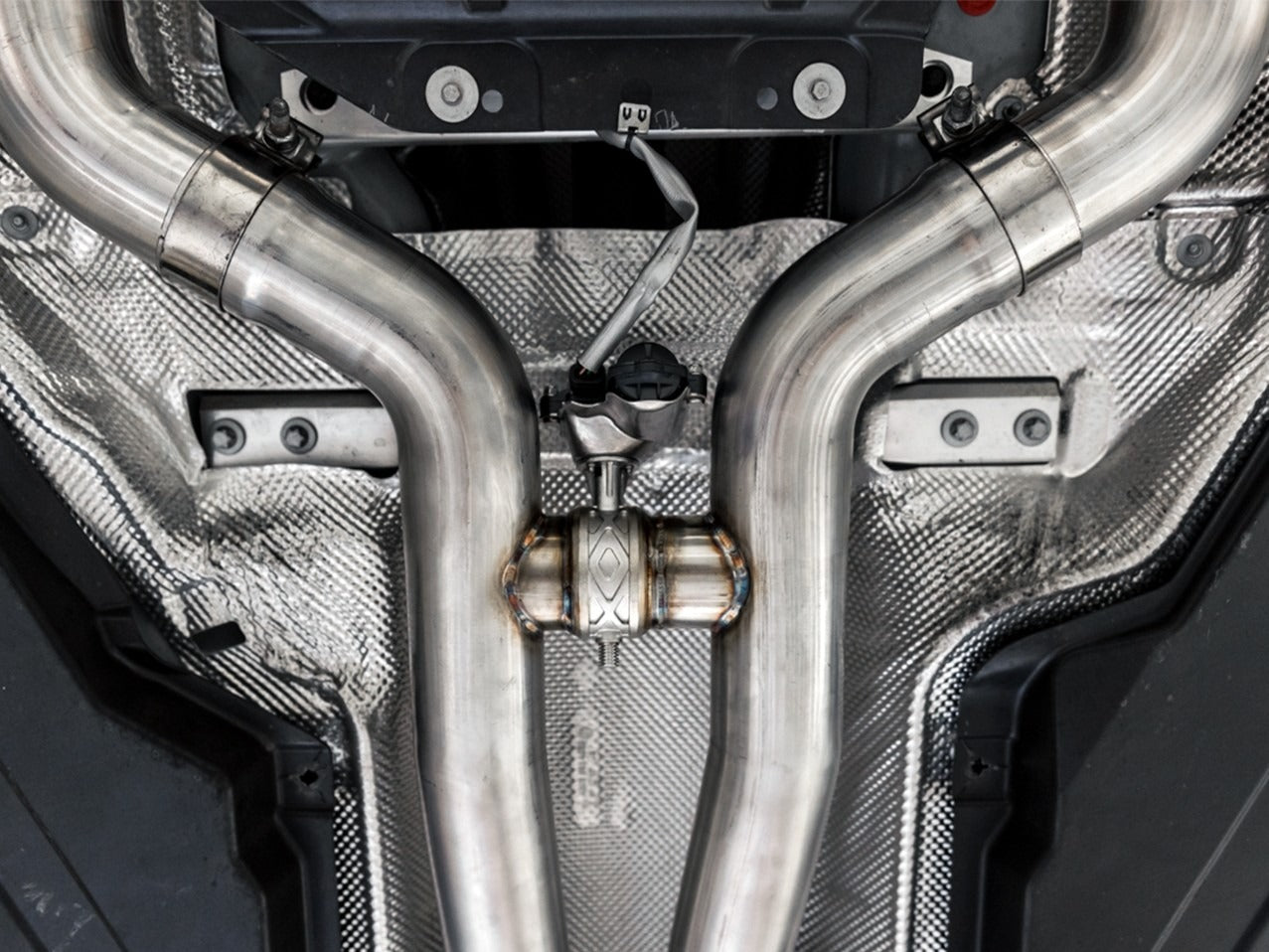 AWE Tuning 19-20 Mercedes-Benz C63/S AMG Coupe (W205) Track Edition Exhaust - No Tips 3020-11035