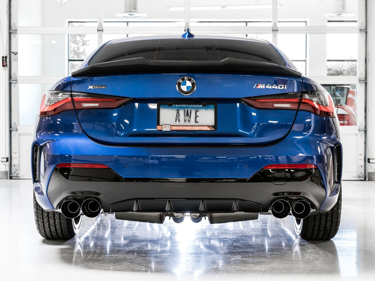 AWE Tuning 19-22 BMW M340i (G20) OE-Config-To-Quad Tip Conversion Kit - Diamond Black Tip 3810-43020