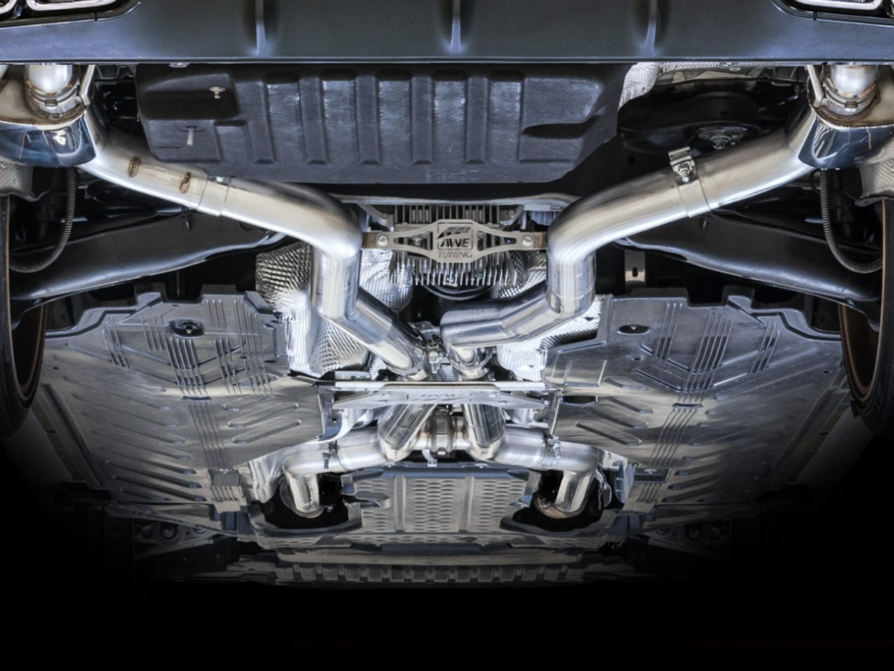AWE Tuning 19-20 Mercedes-Benz C63 AMG Sedan (W205) SwitchPath Cat-Back Exhaust - No Tips 3025-11004