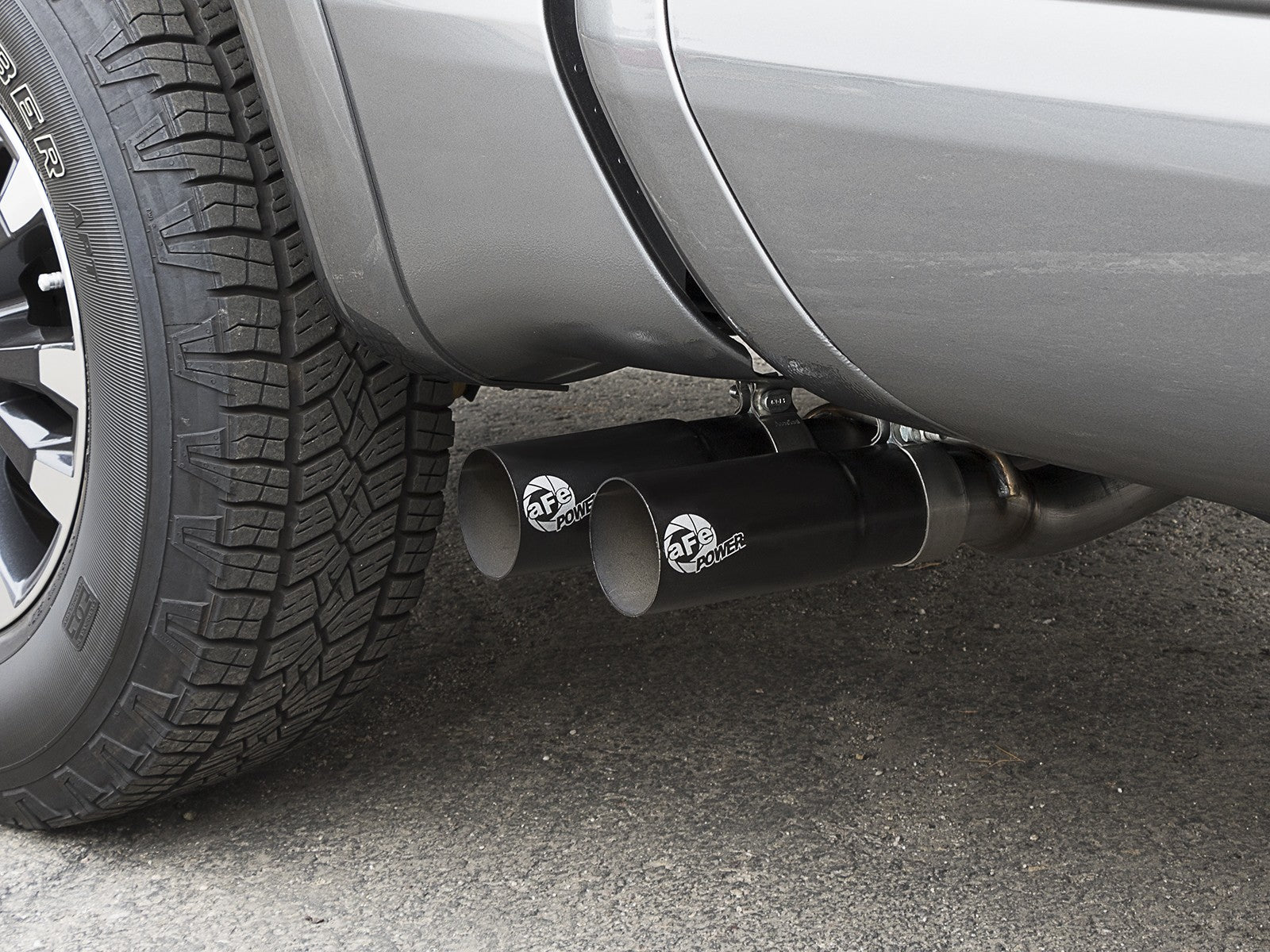 aFe POWER Rebel Series 2-1/2in 409 SS Cat Back Exhaust w/ Black Tips 17-22 Nissan Titan V8 5.6L 49-46126-B