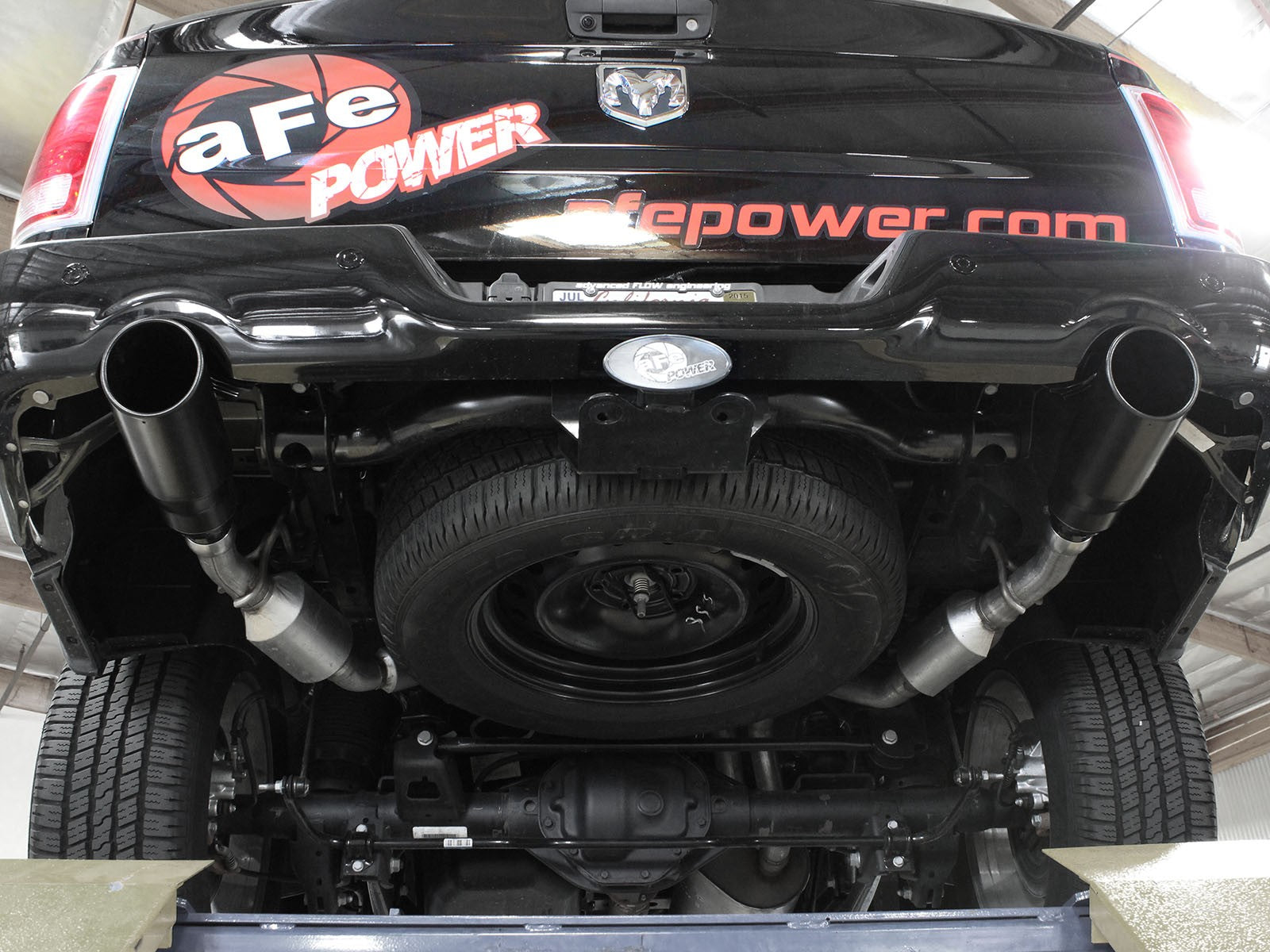 aFe Power 09-19 Dodge Ram 3.0L/5.7L Black Exhaust Tip Upgrade 49C42046-B
